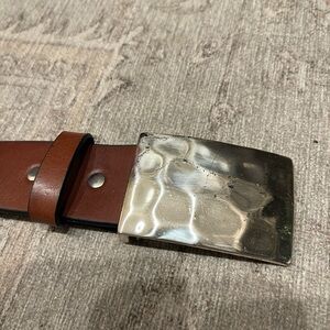 Silpada women’s Cognac Leather Belt with Textured Silver Buckle NWOT